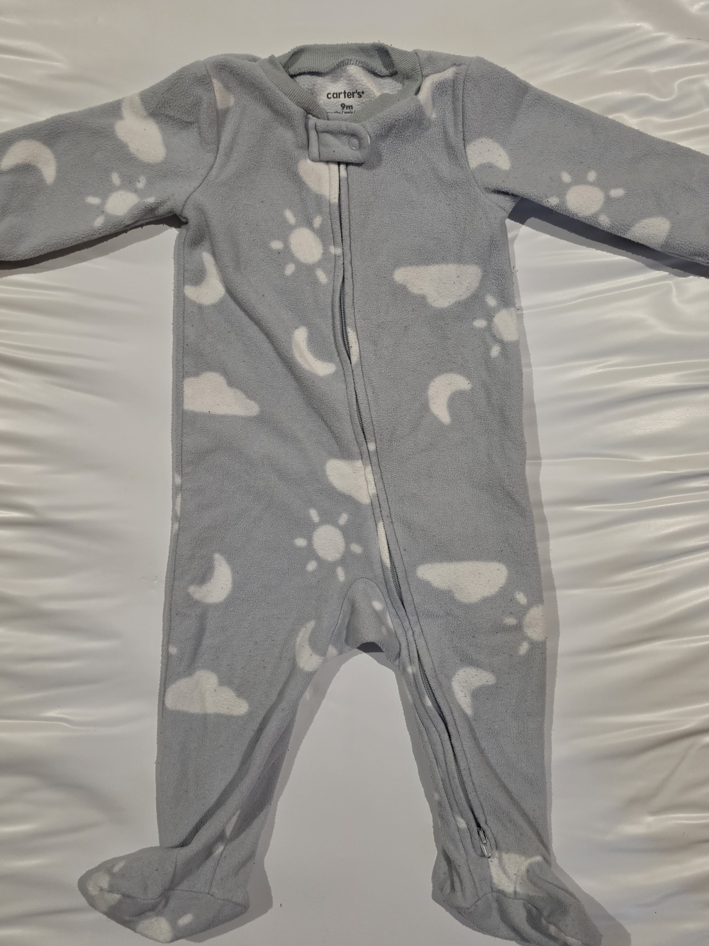 3/$10 Carter's Light Gray Cloud & Moon Fleece Footed One-Piece 9m